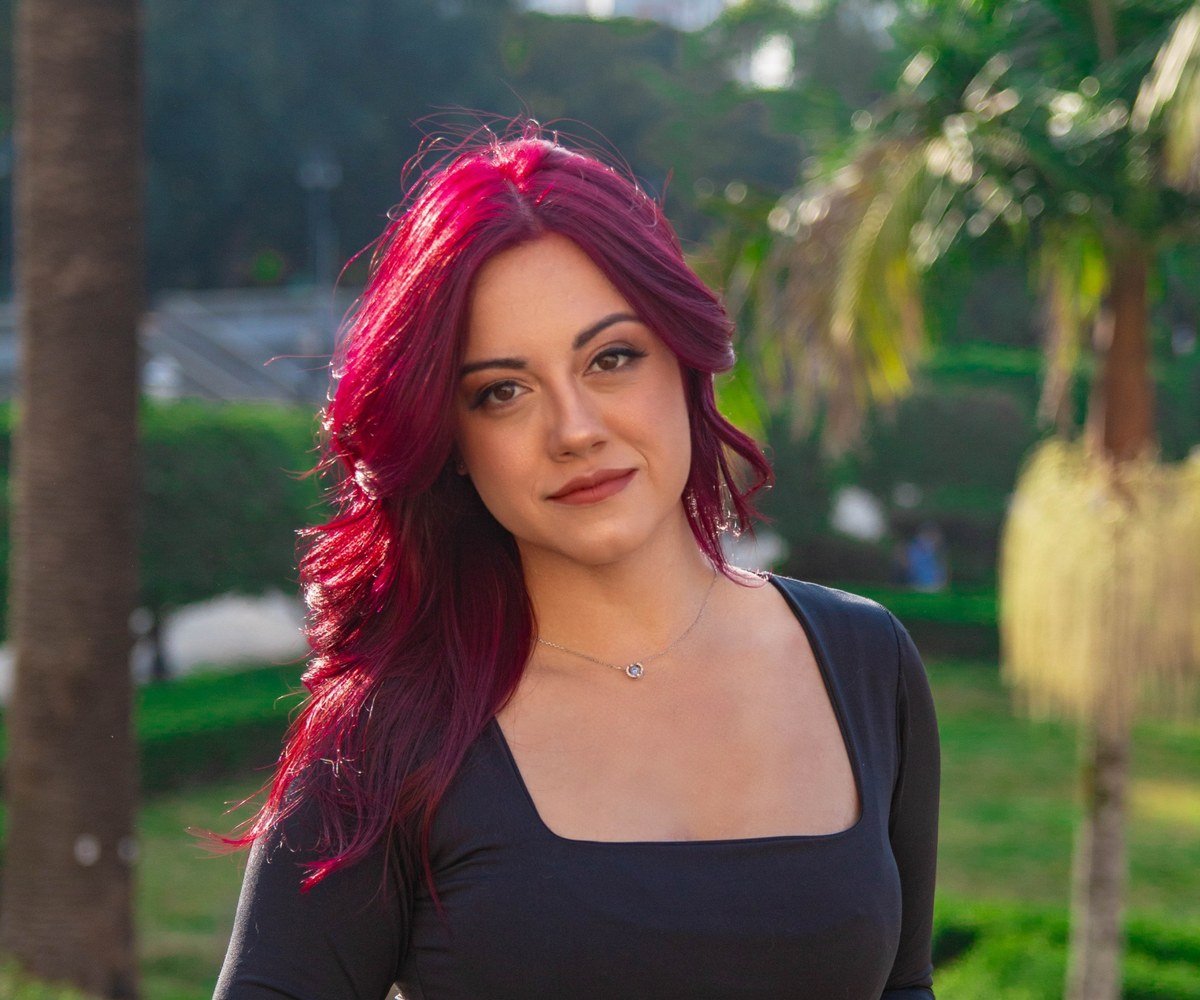 Sari Santos, fundadora e estrategista-chefe